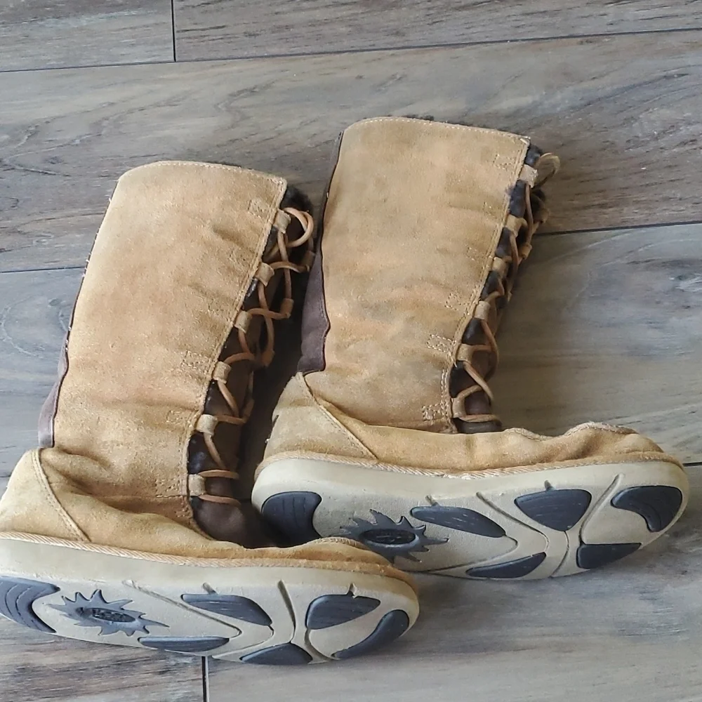 UGG good suede